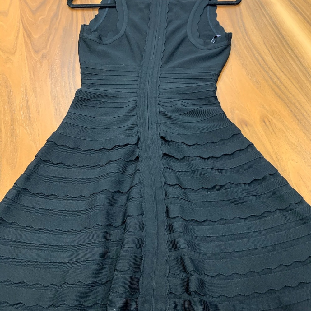 Herve Leger never worn - Picture 3 of 3
